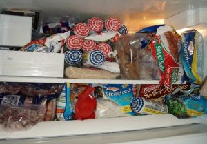 tủ lạnh chứa quá nhiều thực phẩm