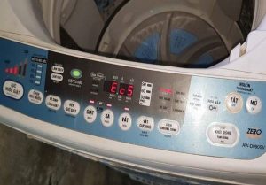 Lỗi EC5 máy giặt Toshiba là gì?