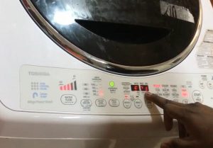 Lỗi E21 máy giặt Toshiba là gì?