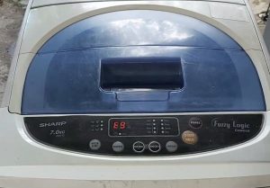 Máy giặt Sharp báo lỗi E9 là lỗi gì