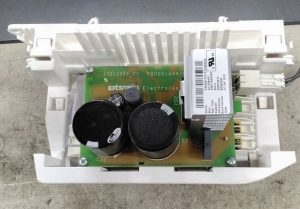 Kiểm tra bo mạch điều khiển máy giặt Electrolux
