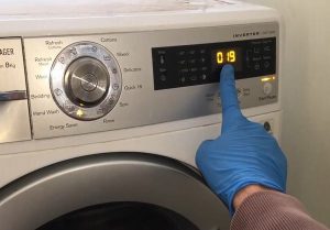 Cách khắc phục máy giặt Electrolux báo lỗi E52